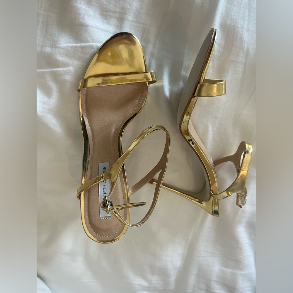 Saks Fifth Avenue Gold Heels